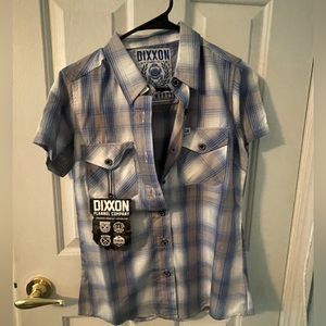 Dixxon women’s short sleeve button down shirt